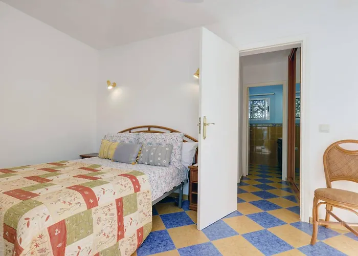 089 Traditional Andalusian 3 Bed With Private Pool 别墅 *