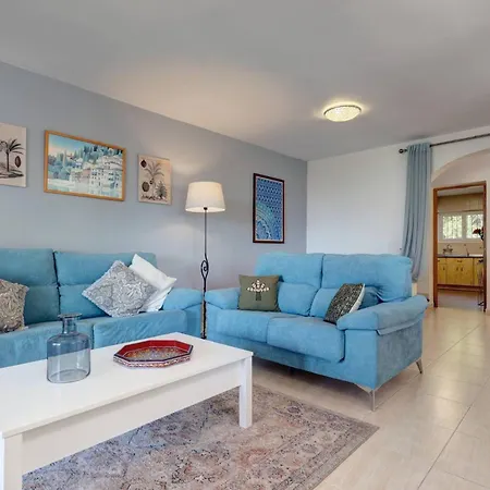 089 Andalusian Style 3 Bed With Office And Private Pool וילה