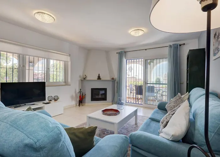 089 Traditional Andalusian 3 Bed With Private Pool