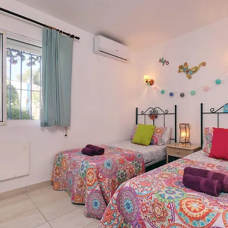 089 Traditional Andalusian 3 Bed With Private Pool Villa Fuengirola