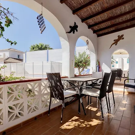 089 Traditional Andalusian 3 Bed With Private Pool *