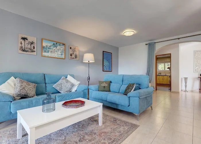 089 Traditional Andalusian 3 Bed With Private Pool ヴィラ